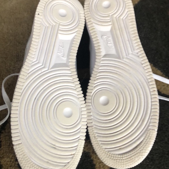 Nike Air Force ones size 9.5 - Picture 4 of 4